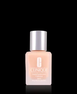 Clinique Superbalanced Makeup 01 Petal 30 ml